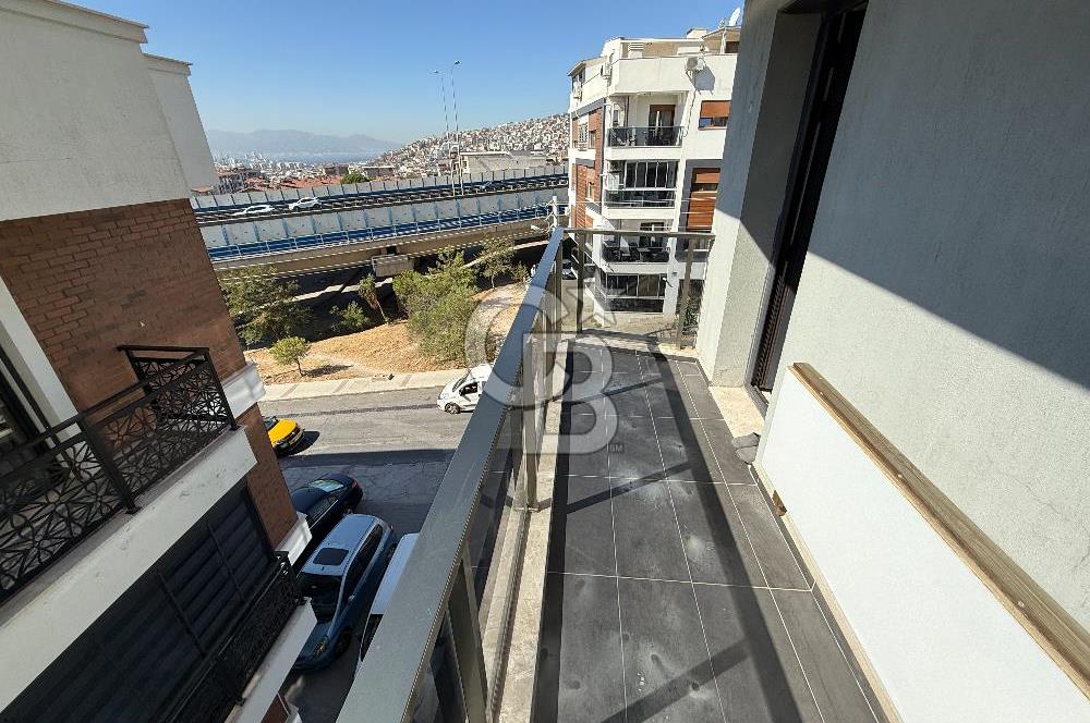Bornova Atatürk Mh. Eşyalı Kiralık 2+1 Daire Ara Kat Deniz Gören