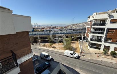 Bornova Atatürk Mh. Eşyalı Kiralık 2+1 Daire Ara Kat Deniz Gören