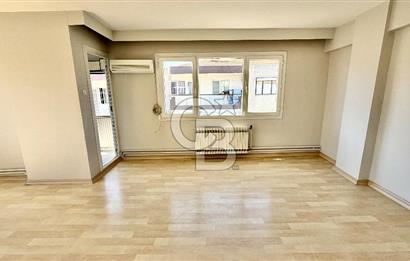 Atatürk Bulvarı’nda Merkezi ve Aydınlık 3+1 Kiralık Daire 