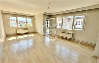 Atatürk Bulvarı’nda Merkezi ve Aydınlık 3+1 Kiralık Daire 