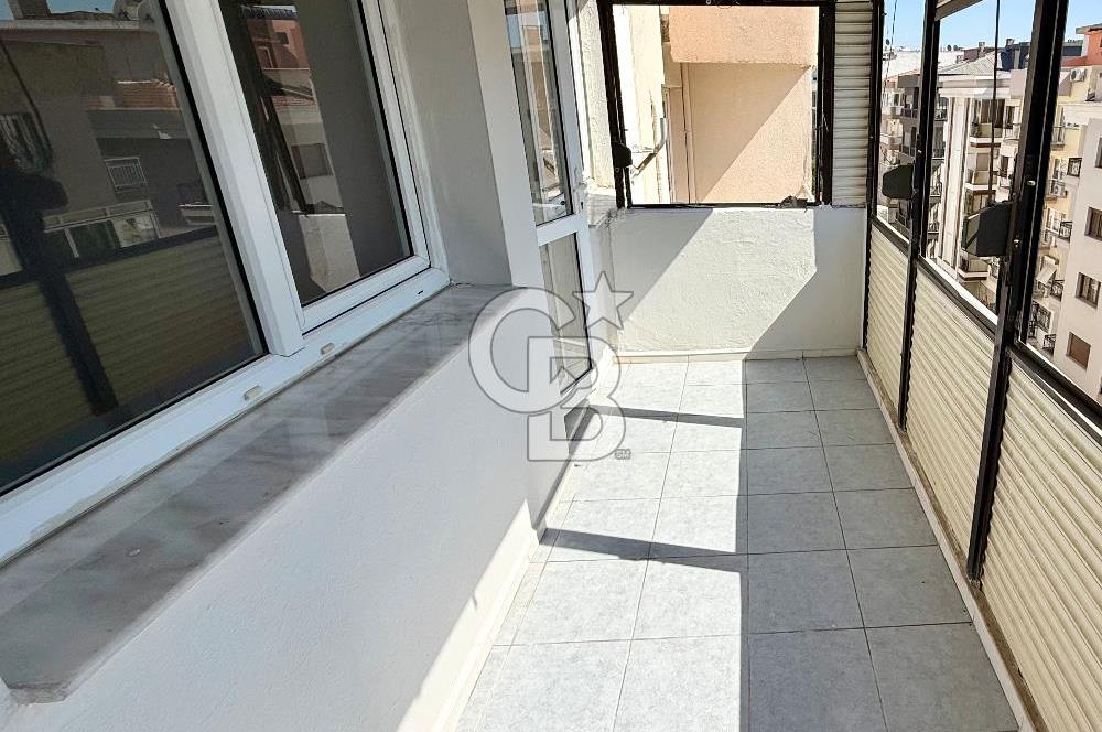 Atatürk Bulvarı’nda Merkezi ve Aydınlık 3+1 Kiralık Daire 
