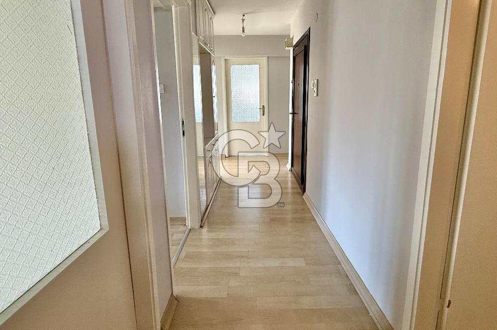 Atatürk Bulvarı’nda Merkezi ve Aydınlık 3+1 Kiralık Daire 