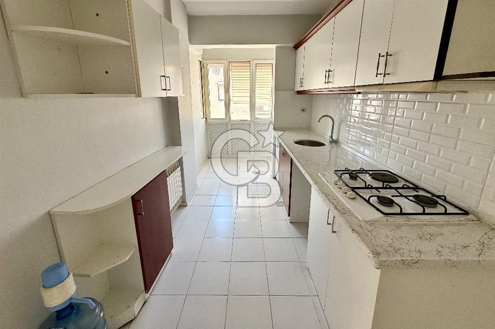 Atatürk Bulvarı’nda Merkezi ve Aydınlık 3+1 Kiralık Daire 