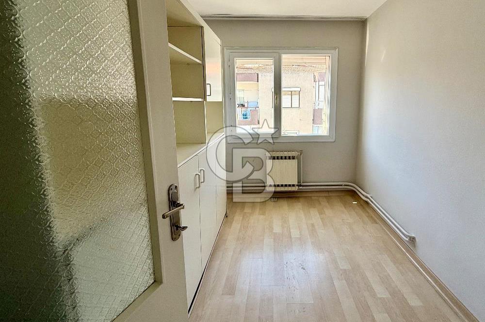Atatürk Bulvarı’nda Merkezi ve Aydınlık 3+1 Kiralık Daire 