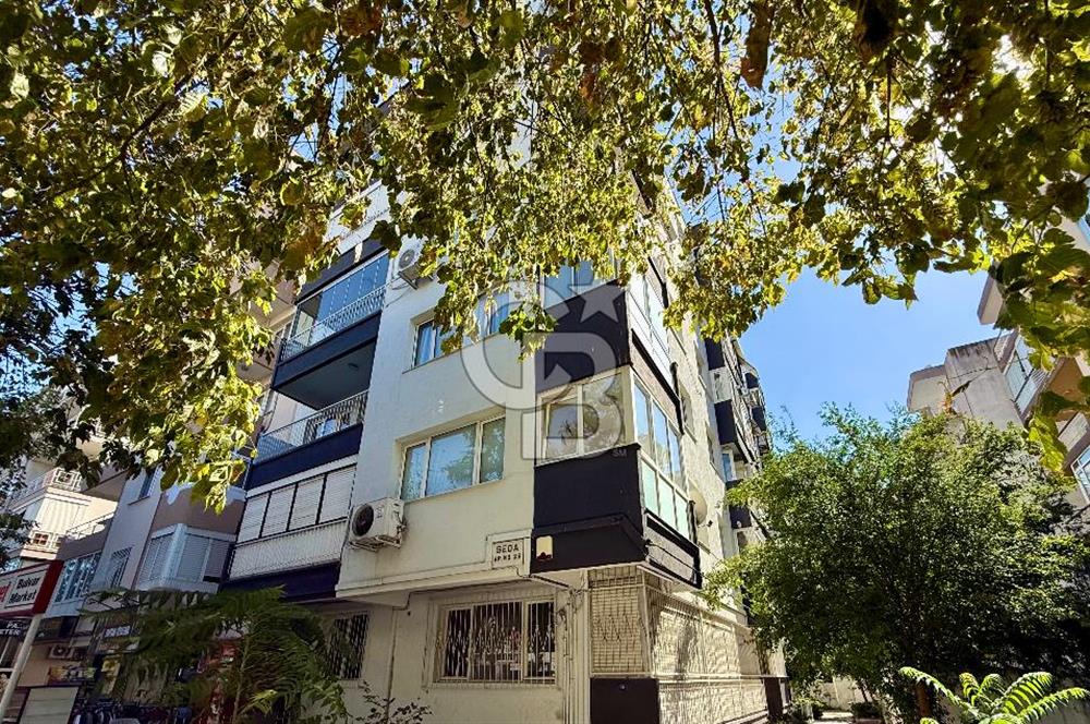 Atatürk Bulvarı’nda Merkezi ve Aydınlık 3+1 Kiralık Daire 