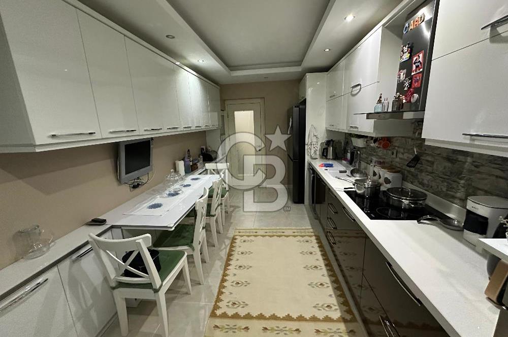 KARABAĞLAR GRANADA SİTESİNDE SATILIK DAİRE