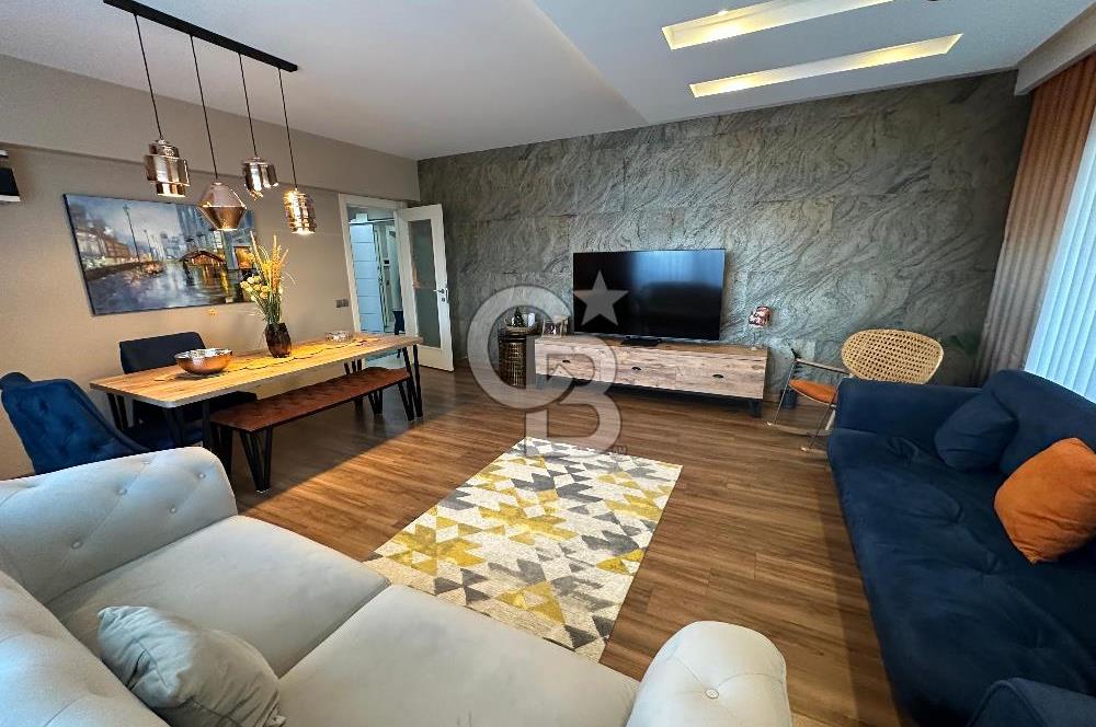 KARABAĞLAR GRANADA SİTESİNDE SATILIK DAİRE