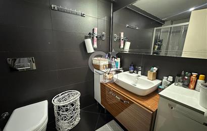 KARABAĞLAR GRANADA SİTESİNDE SATILIK DAİRE
