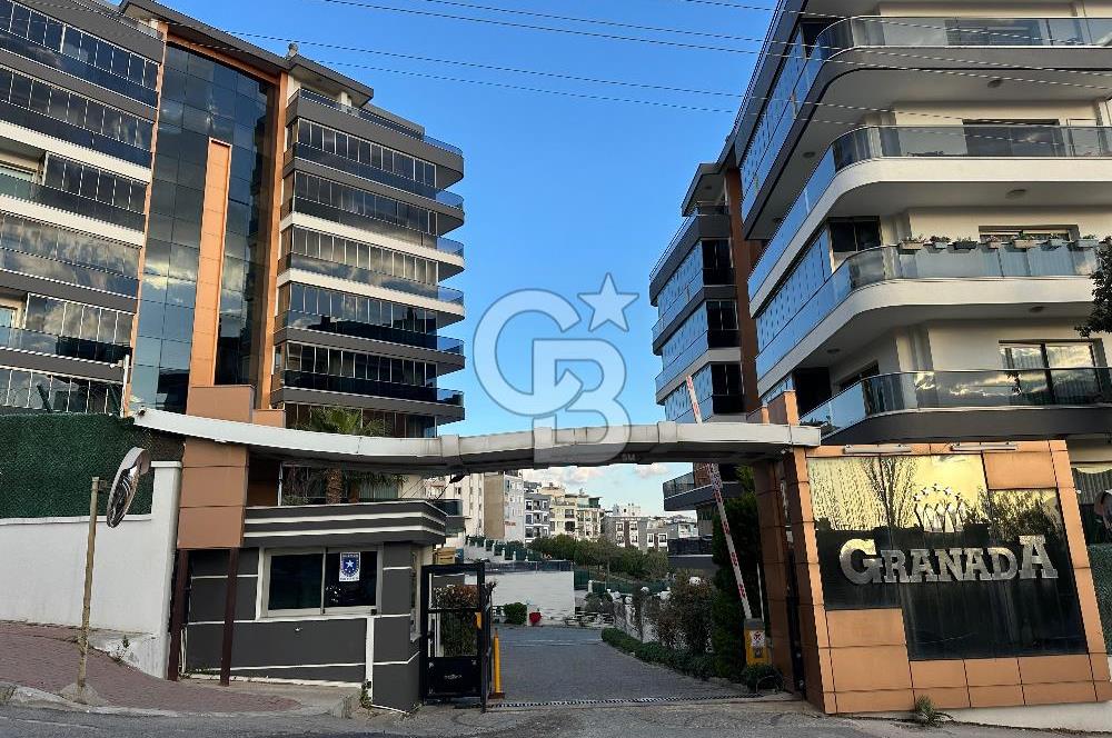 KARABAĞLAR GRANADA SİTESİNDE SATILIK DAİRE