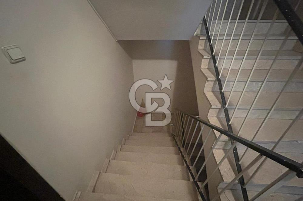 YENİMAHALLE RAGIP TÜZÜN CADDE'DE 3+1 GİRİŞ KAT SATILIK DAİRE