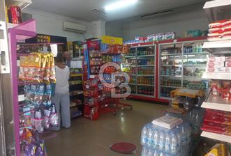 Bahariye Zübeyde Hanım Caddesi'nde İşlek Satılık Dükkan