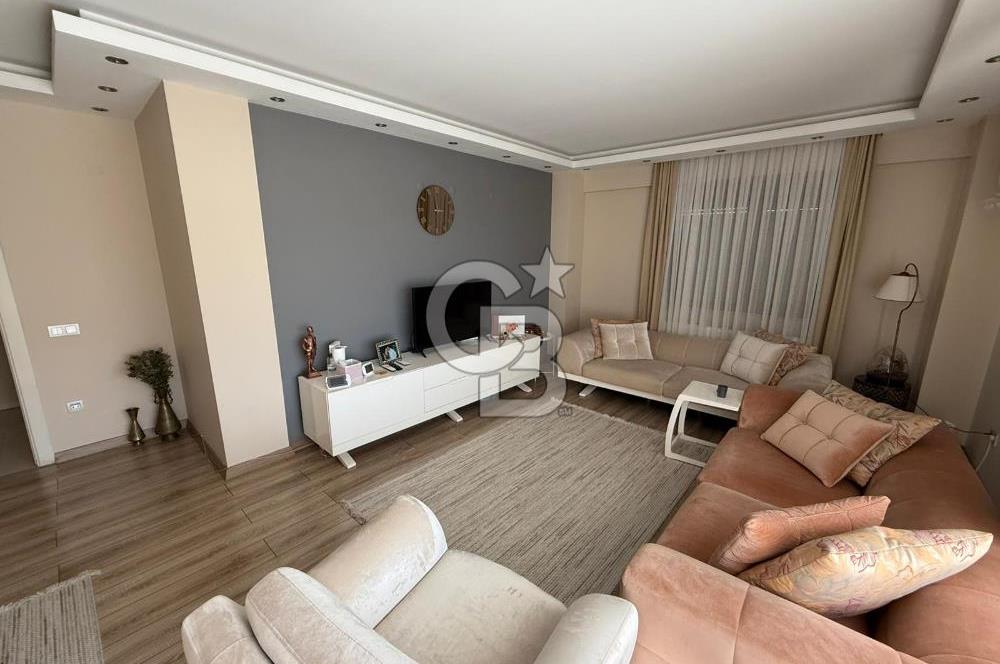 KARABAĞLAR KORDELYA SİTESİNDE SATILIK 3+1 DAİRE