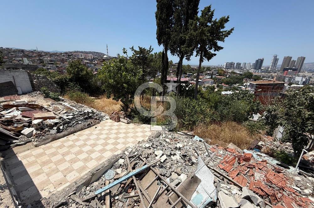 KONAK GÜNEY MAHALLESİNDE KÖRFEZ MANZARALI SATILIK ARSA