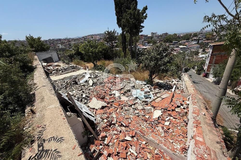 KONAK GÜNEY MAHALLESİNDE KÖRFEZ MANZARALI SATILIK ARSA