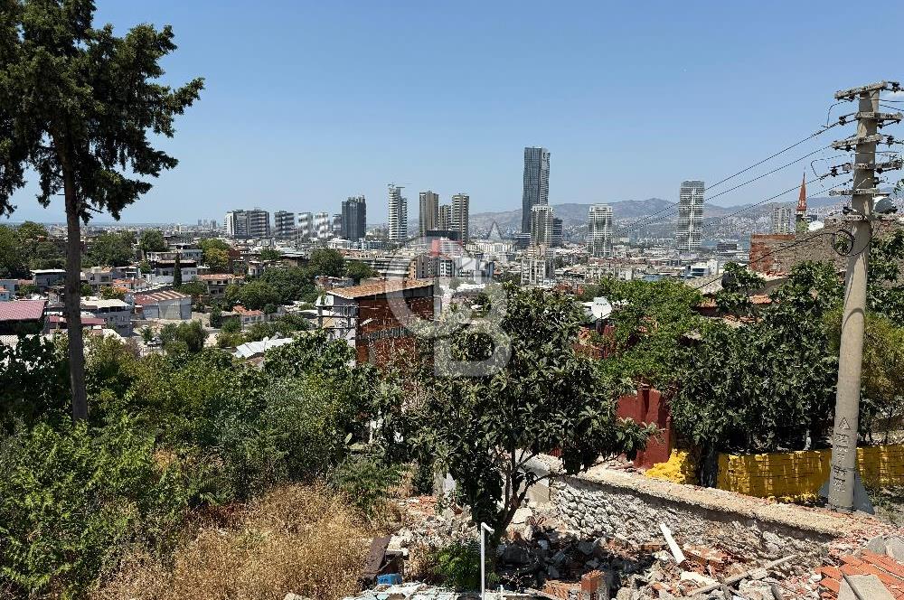 KONAK GÜNEY MAHALLESİNDE KÖRFEZ MANZARALI SATILIK ARSA