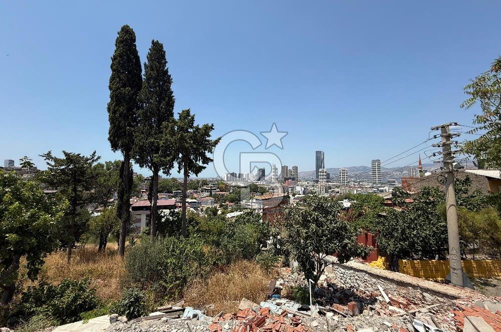 KONAK GÜNEY MAHALLESİNDE KÖRFEZ MANZARALI SATILIK ARSA