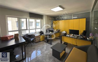 KARANFİL SOKAKTA 270 M2 EĞİTİM KURUMLARINA UYGUN İŞ YERİ