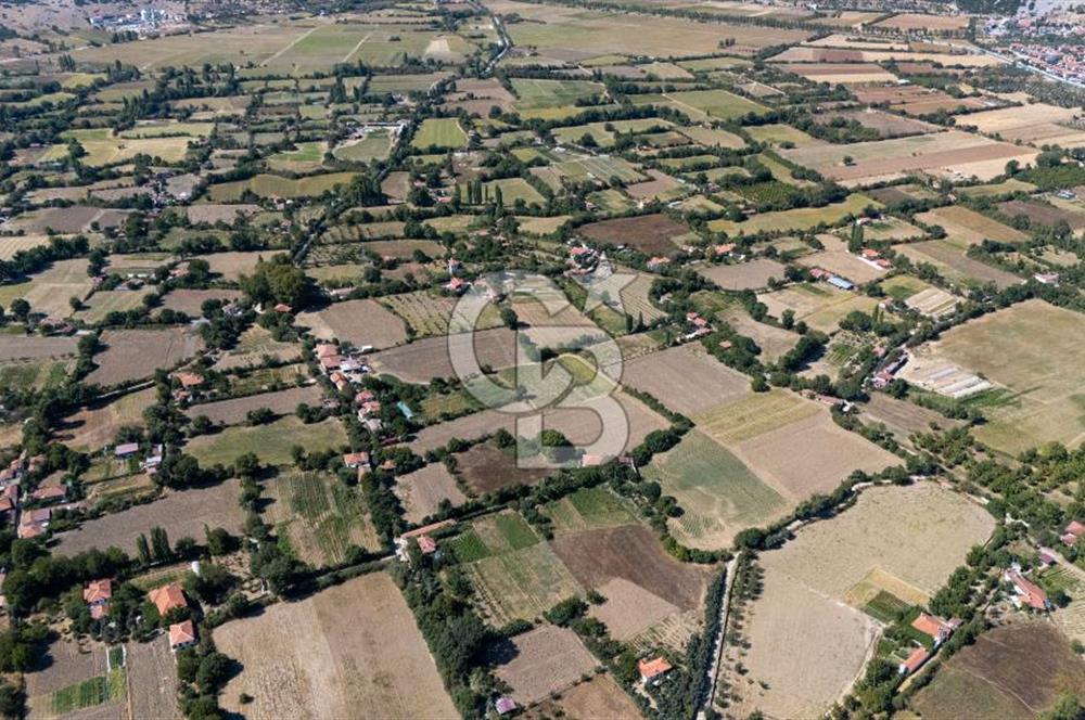 CB MARİNA'DAN KARABAĞLAR'DA YAYLA EVİNE UYGUN SATILIK TARLA