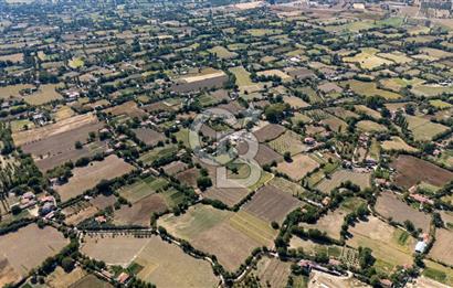 CB MARİNA'DAN KARABAĞLAR'DA YAYLA EVİNE UYGUN SATILIK TARLA