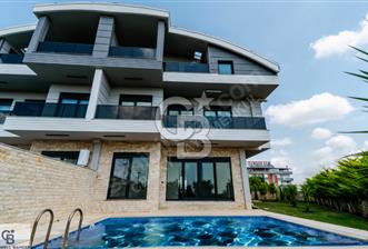 DÖŞEMEALTI ALTINKALE'DE MODERN TRİPLEKS VİLLA 4+1 (ASANSÖRLÜ)