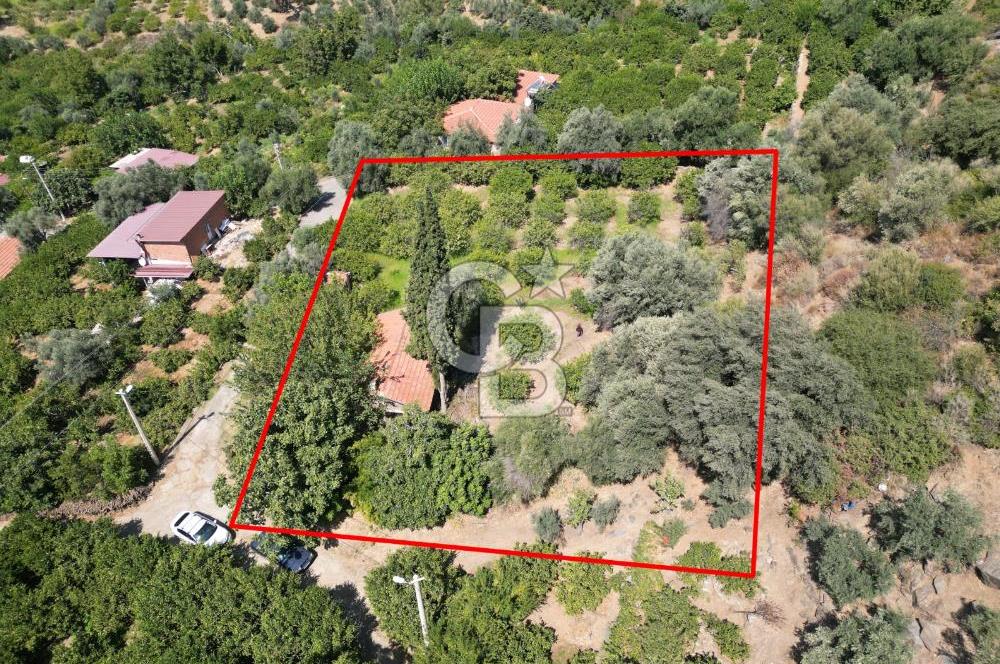Menderes özderede denize yakın konumda 2213m2  Tarla