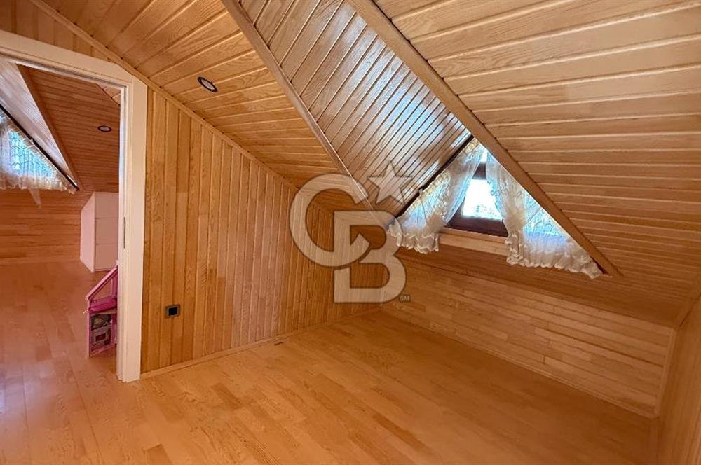 DENİZE 50 METRE MESAFEDE HAVUZLU ULTRA LÜKS VİLLA