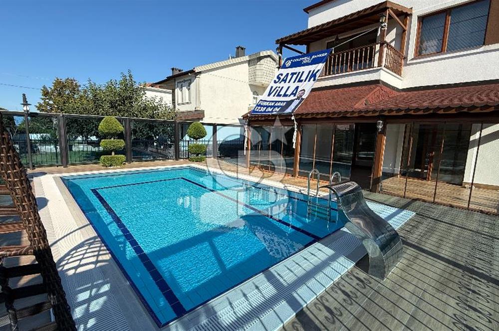 DENİZE 50 METRE MESAFEDE HAVUZLU ULTRA LÜKS VİLLA
