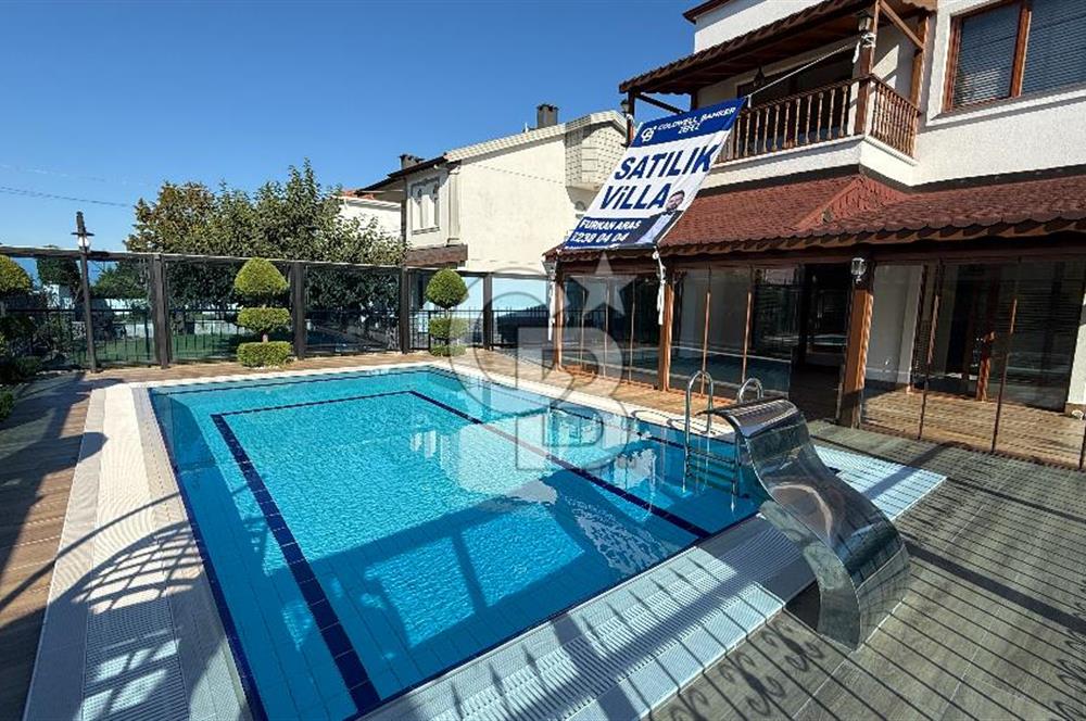 DENİZE 50 METRE MESAFEDE HAVUZLU ULTRA LÜKS VİLLA