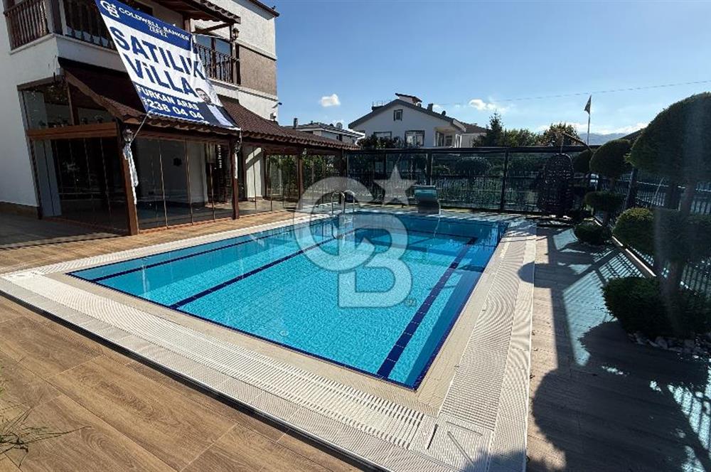DENİZE 50 METRE MESAFEDE HAVUZLU ULTRA LÜKS VİLLA