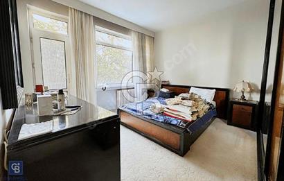 CADDEBOSTAN BAĞDAT CADDESİ ÜZERİNDE OFİS&İŞYERİ KİRALIK 3+1
