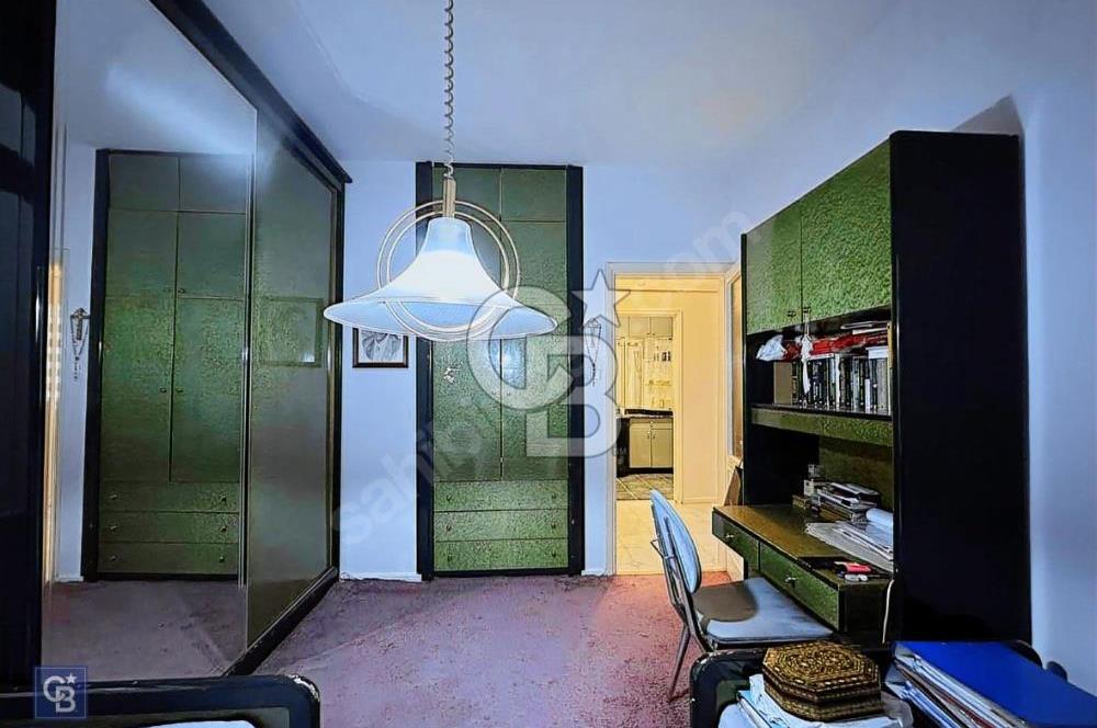 CADDEBOSTAN BAĞDAT CADDESİ ÜZERİNDE OFİS&İŞYERİ KİRALIK 3+1