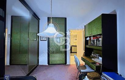 CADDEBOSTAN BAĞDAT CADDESİ ÜZERİNDE OFİS&İŞYERİ KİRALIK 3+1
