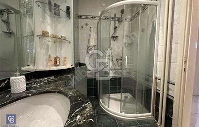 CADDEBOSTAN BAĞDAT CADDESİ ÜZERİNDE OFİS&İŞYERİ KİRALIK 3+1