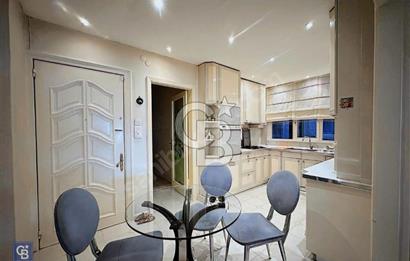 CADDEBOSTAN BAĞDAT CADDESİ ÜZERİNDE OFİS&İŞYERİ KİRALIK 3+1