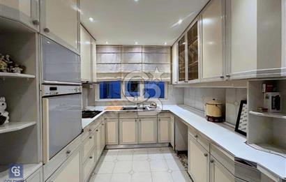 CADDEBOSTAN BAĞDAT CADDESİ ÜZERİNDE OFİS&İŞYERİ KİRALIK 3+1