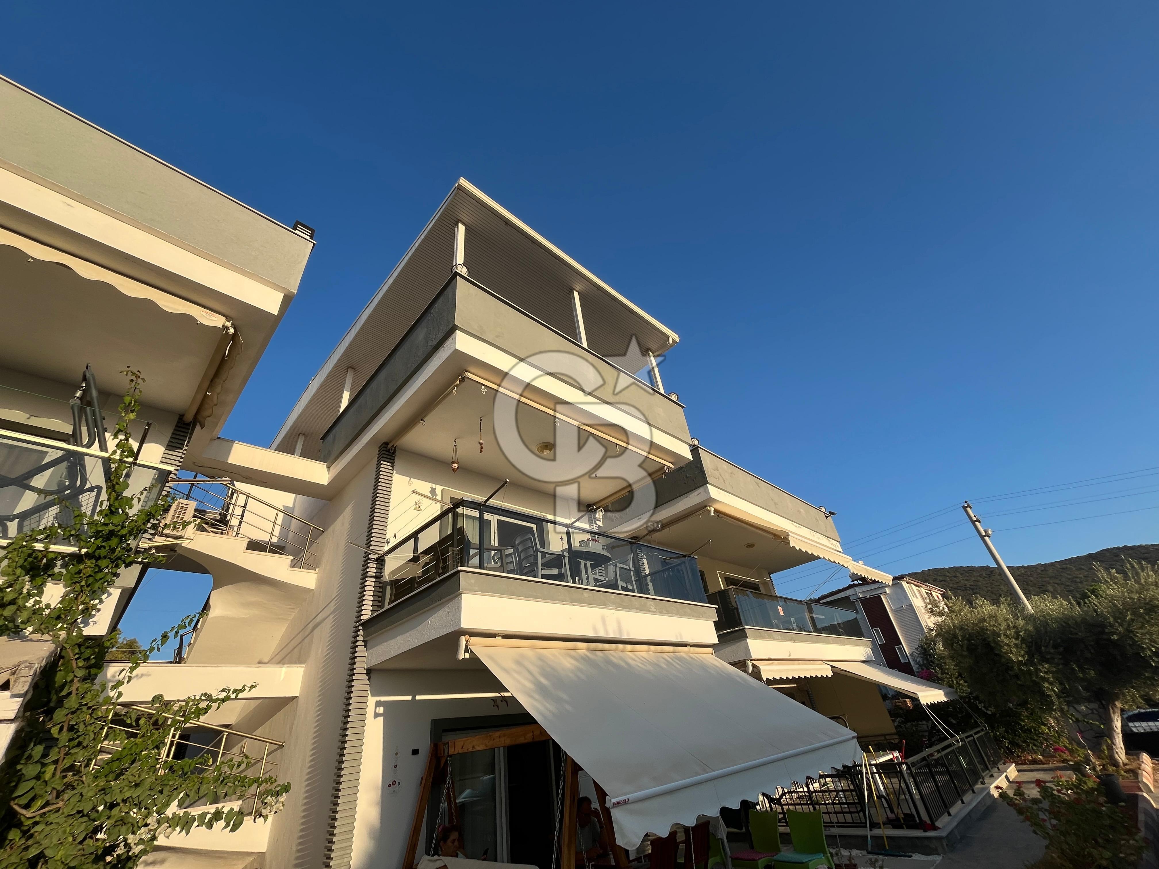 Akbük'te Full Deniz Manzaralı, Modern Sitede 1+1 Satılık Daire