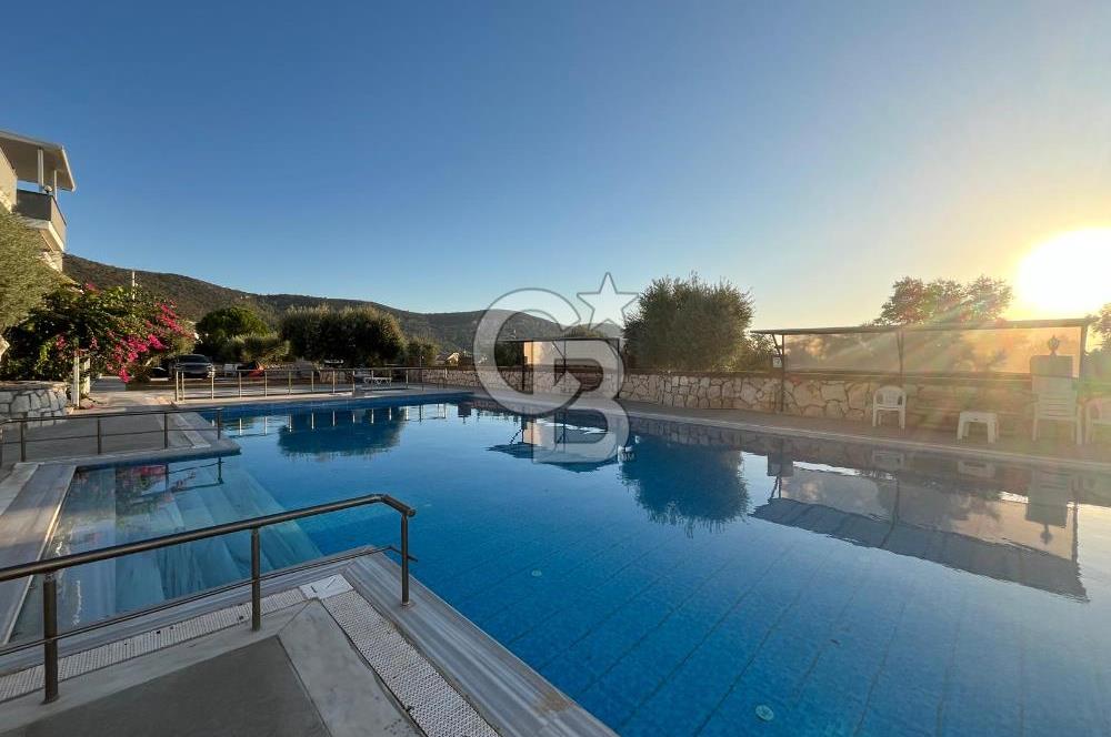 Akbük'te Full Deniz Manzaralı, Modern Sitede 1+1 Satılık Daire