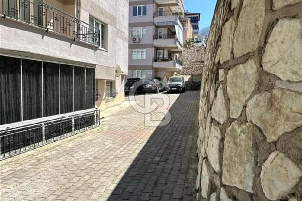 Zeytinköy Mahallesinde Çam Ormanı İçinde, Satılık Daire