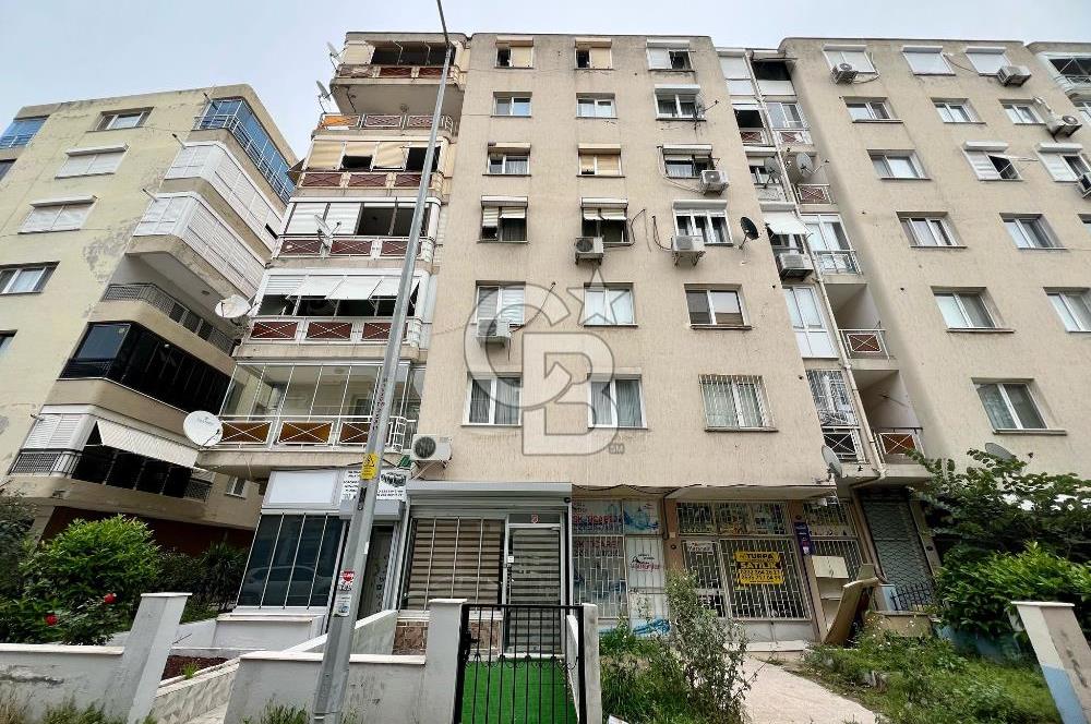 Bostanlı’da satılık dükkan 
