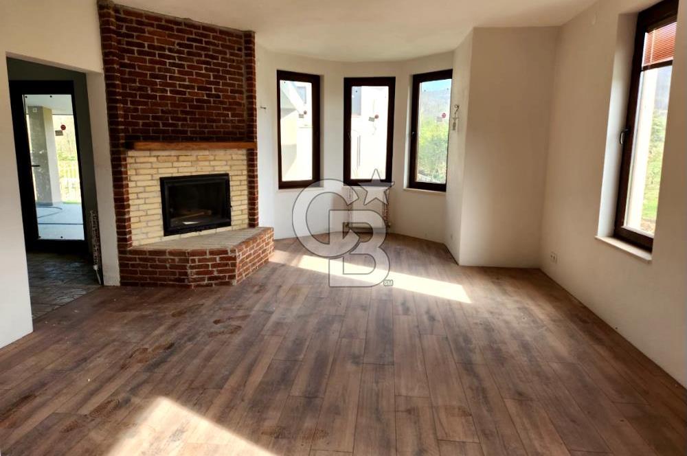 Yeşilyayla Köyü'nde Doğayla İç İçe 775m² Arsalı İskanlı Villa