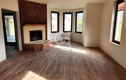 Yeşilyayla Köyü'nde Doğayla İç İçe 775m² Arsalı İskanlı Villa
