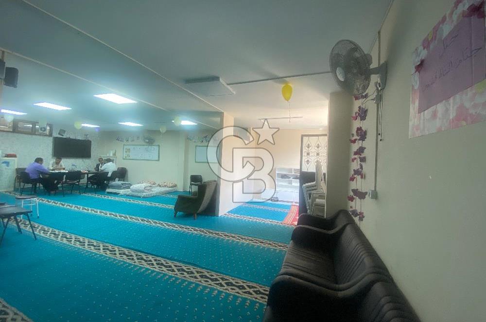 ESENYURT MEHTERÇEŞME ÇİFT KATLI SATILIK 200 m² DÜKKAN!