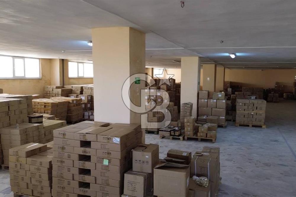 ARNAVUTKÖY ÖMERLİ DE 1.110 M2 KİRALIK DEPO