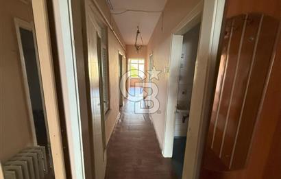İZMİT İNÖNÜ CADDESİNDE MANZARALI ARAKAT SATILIK 120M2 DAİRE