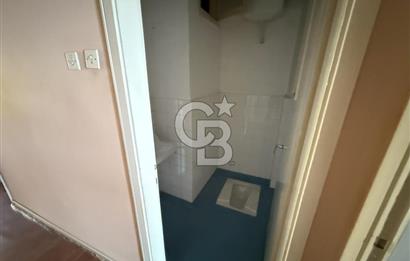 İZMİT İNÖNÜ CADDESİNDE MANZARALI ARAKAT SATILIK 120M2 DAİRE