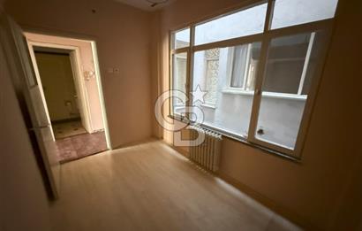 İZMİT İNÖNÜ CADDESİNDE MANZARALI ARAKAT SATILIK 120M2 DAİRE