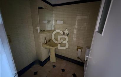 İZMİT İNÖNÜ CADDESİNDE MANZARALI ARAKAT SATILIK 120M2 DAİRE