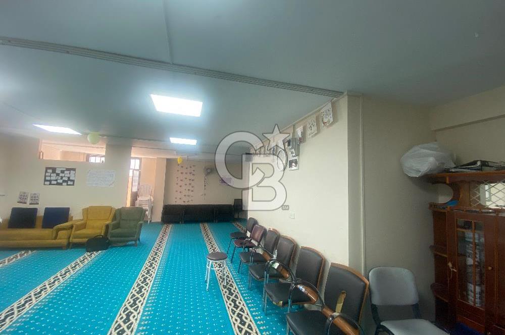ESENYURT MEHTERÇEŞME ÇİFT KATLI SATILIK 200 m² DÜKKAN!