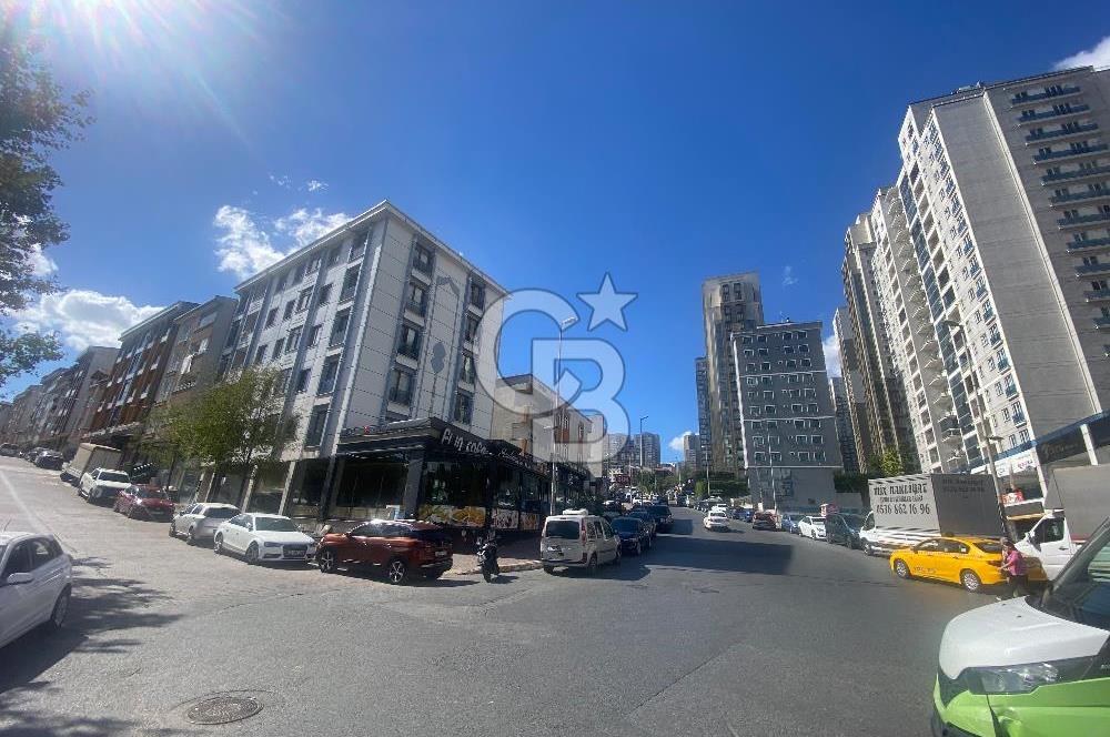 ESENYURT MEHTERÇEŞME ÇİFT KATLI SATILIK 200 m² DÜKKAN!