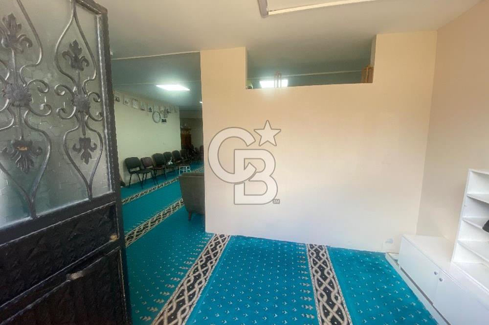 ESENYURT MEHTERÇEŞME ÇİFT KATLI SATILIK 200 m² DÜKKAN!